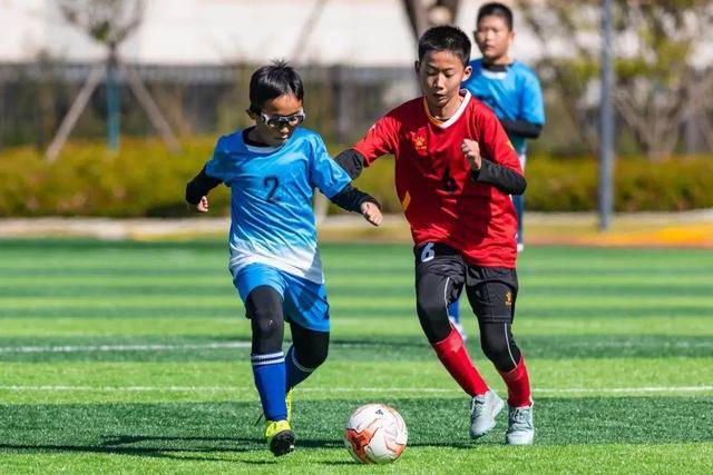 火箭险胜爵士豪取11连胜 独行侠险胜国王6连胜