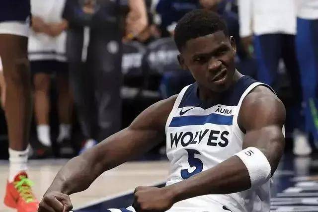 福建爆冷终结新疆12连胜 杨瀚森19+12青岛取胜